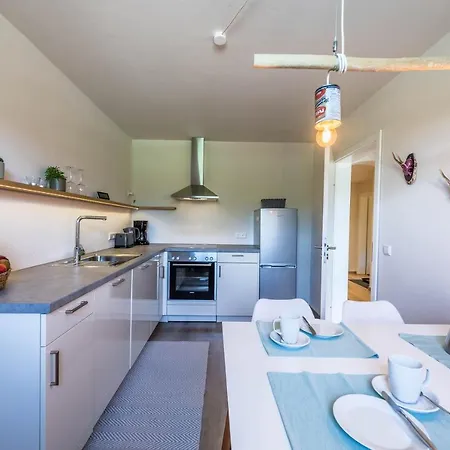 Julia Apartment Taching am See